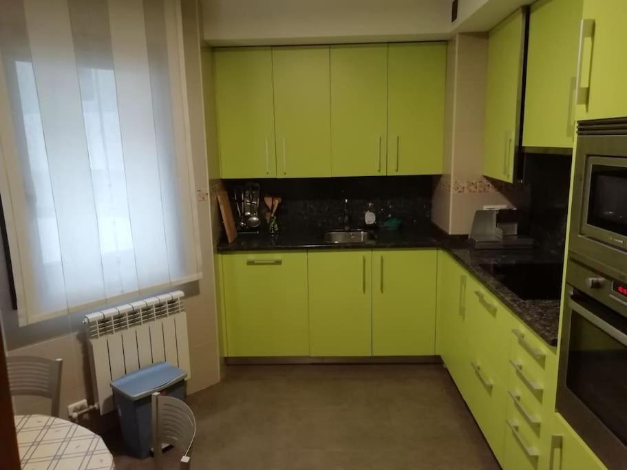 ויגו Habitacion En Piso Compartido Cerca De Playa De Samil מראה חיצוני תמונה